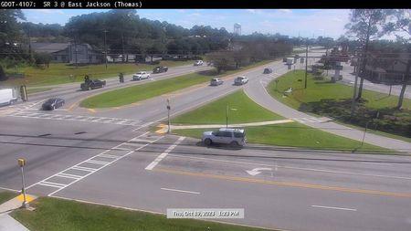 Traffic Cam McLoughlin Heights: THOM-CAM-005--1