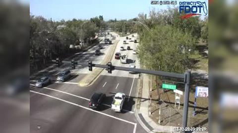 Traffic Cam Bradenton: MA SR64/Manatee Ave @ 15th St E 4014/472