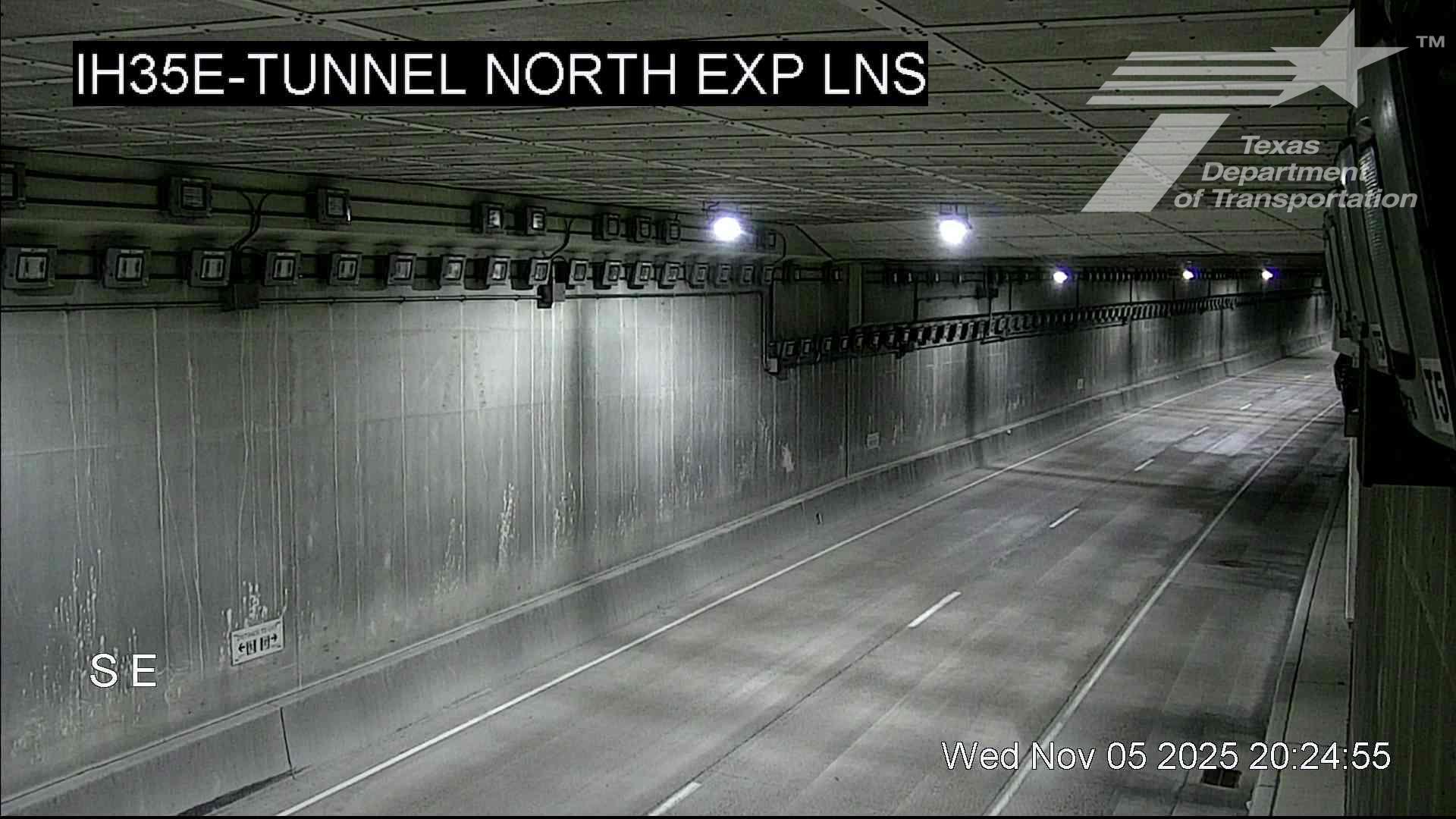 Traffic Cam Dallas › North: I-35E @ Tunnel NB Express Lane