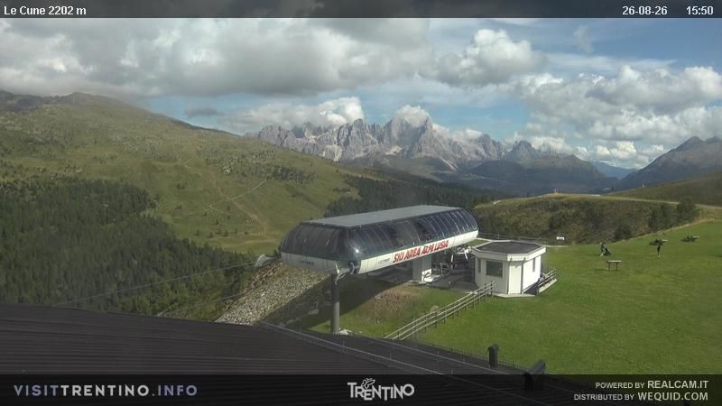 Traffic Cam Moena: Alpe Lusia - Le Cune m. 2202