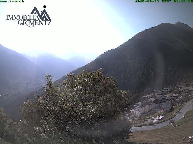 Grimentz: view over the valley of Anniviers
