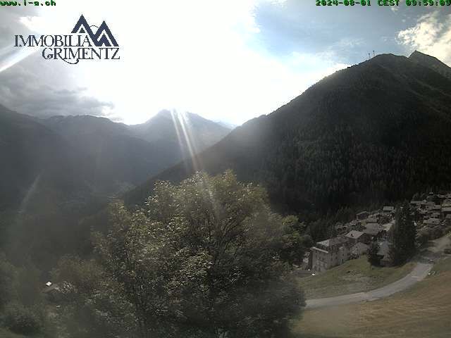 Grimentz: view over the valley of Anniviers