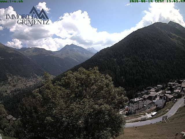 Grimentz: view over the valley of Anniviers