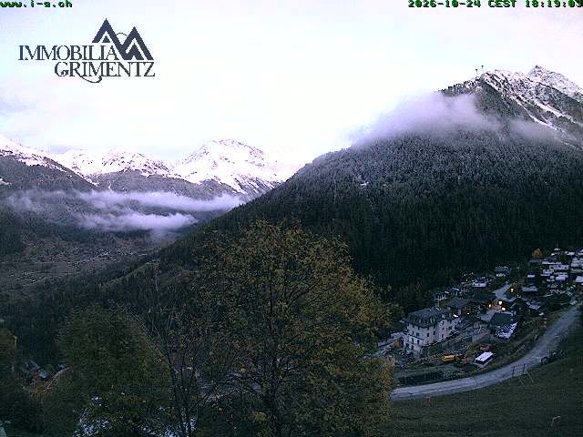 Grimentz: view over the valley of Anniviers