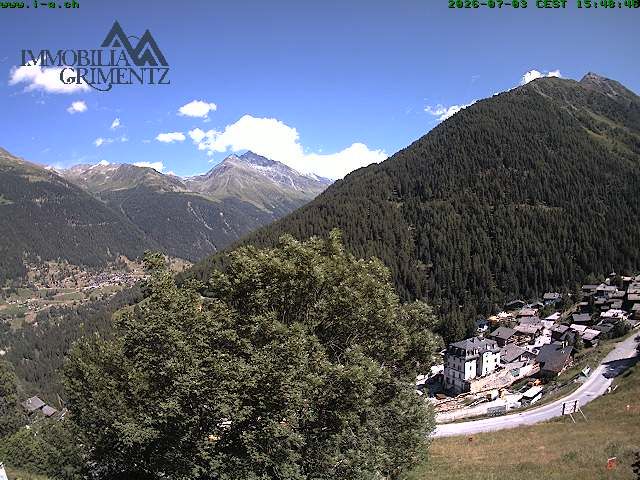 Grimentz: view over the valley of Anniviers