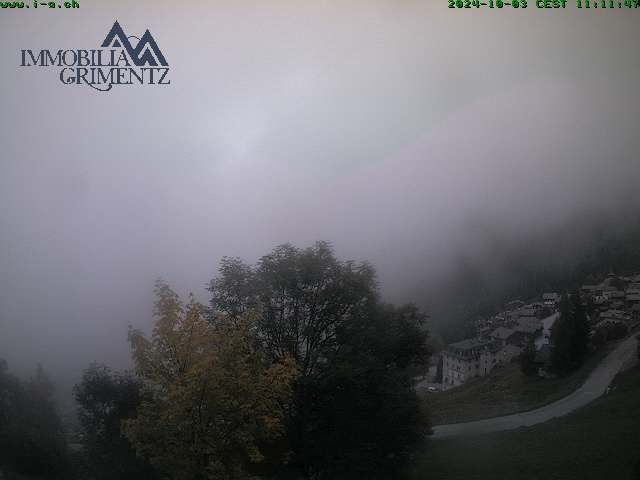 Grimentz: view over the valley of Anniviers