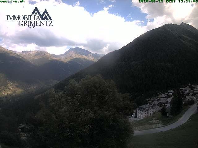 Grimentz: view over the valley of Anniviers