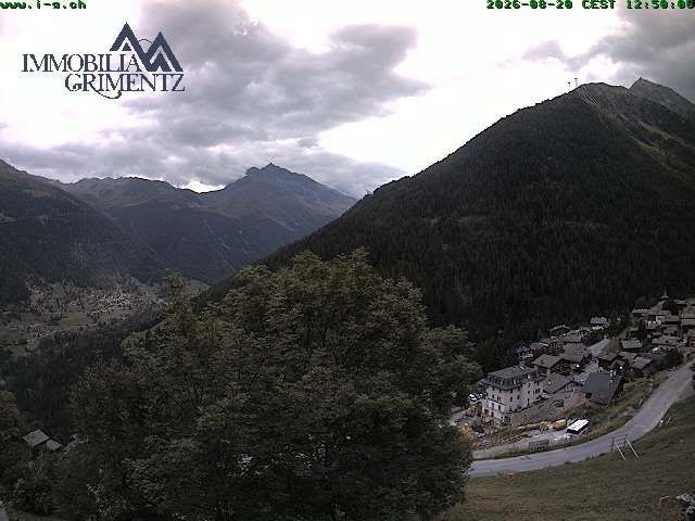 Grimentz: view over the valley of Anniviers