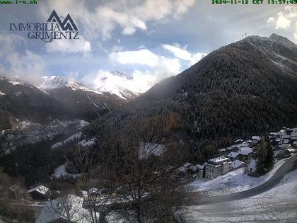 Grimentz: view over the valley of Anniviers