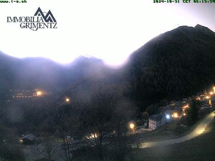 Grimentz: view over the valley of Anniviers