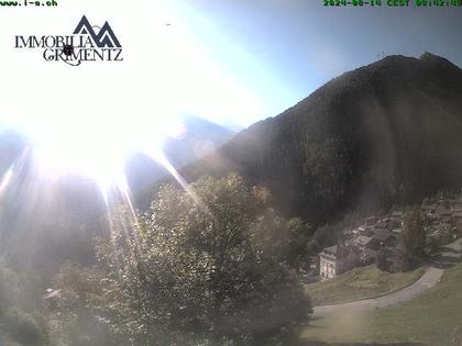 Grimentz: view over the valley of Anniviers