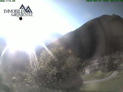 Grimentz: view over the valley of Anniviers