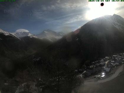Grimentz: view over the valley of Anniviers