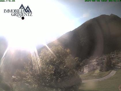 Grimentz: view over the valley of Anniviers