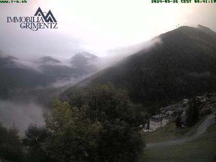 Grimentz: view over the valley of Anniviers