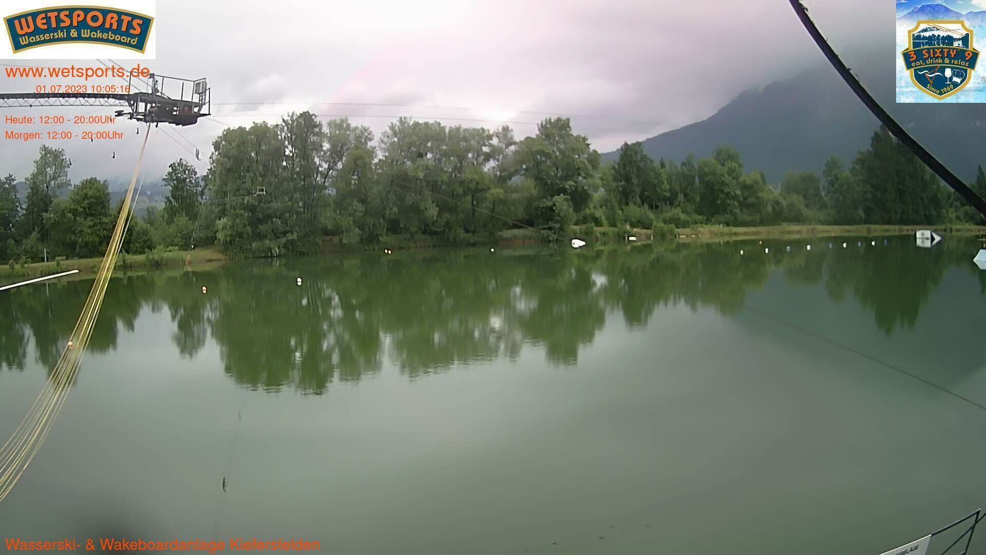 Traffic Cam Kiefersfelden › South-East: WetSports - Wasserski- & Wakeboardlift Hödenauersee/Kiefersfelden - Hödenauersee