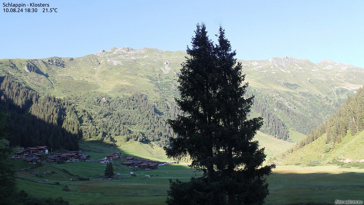 Klosters Dorf: Schlappin