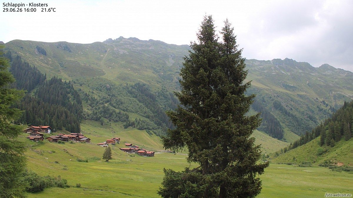 Klosters Dorf: Schlappin