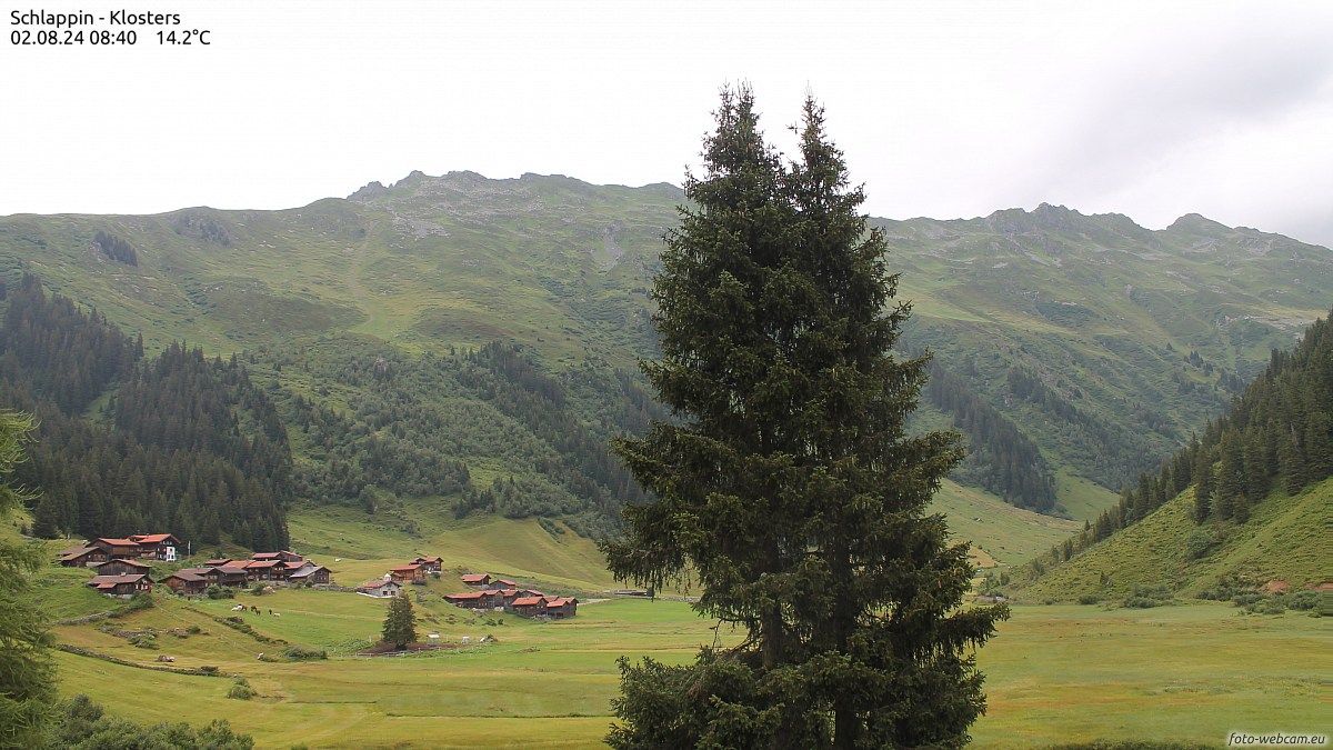 Klosters Dorf: Schlappin