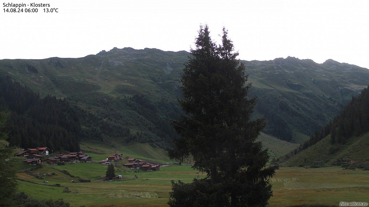 Klosters Dorf: Schlappin