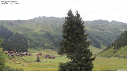 Klosters Dorf: Schlappin