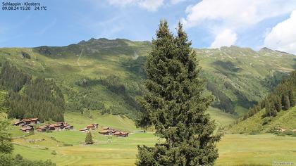 Klosters Dorf: Schlappin