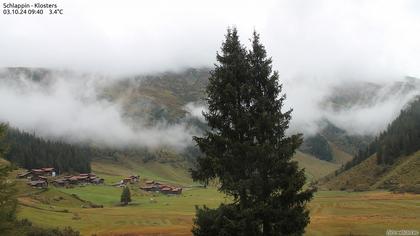 Klosters Dorf: Schlappin