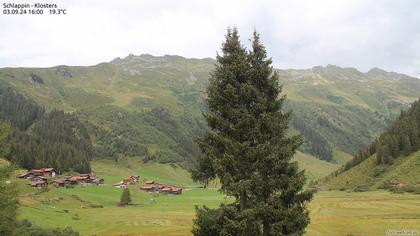 Klosters Dorf: Schlappin