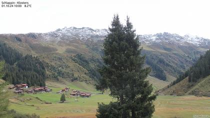 Klosters Dorf: Schlappin