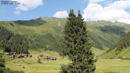 Klosters Dorf: Schlappin