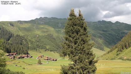 Klosters Dorf: Schlappin