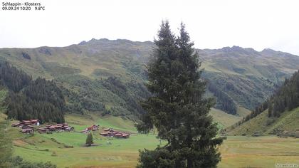 Klosters Dorf: Schlappin