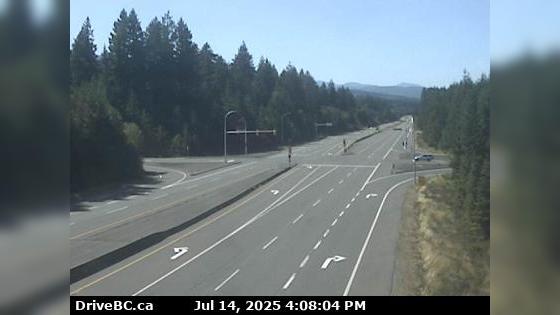 Traffic Cam Area H › North: Hwy 19 at Cook Creek Road, about 29 km north of Parksville, looking north