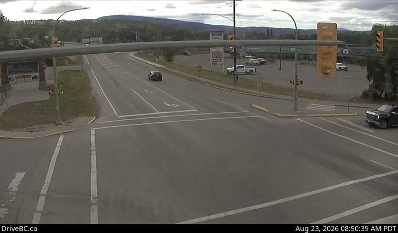 Traffic Cam Burns Lake › East: Hwy 16, in - at N. Francois Hwy, looking east