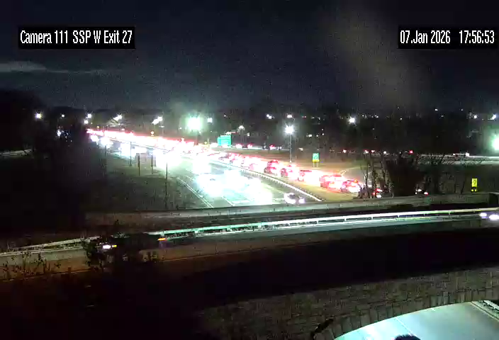 Traffic Cam North Wantagh › West: SSP between the WSP North and South Exits