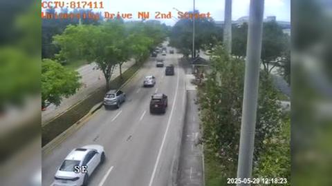 Traffic Cam Plantation: University Drive at NW 2nd Street