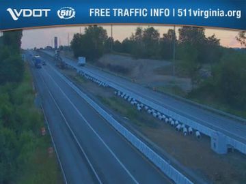 Traffic Cam Preston Hills: I-81 - MM 8.6 - NB