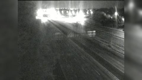 Traffic Cam Manchester: CAM - I-84 WB Exit 59 - I-291 Ramp to I-84 East on ramp