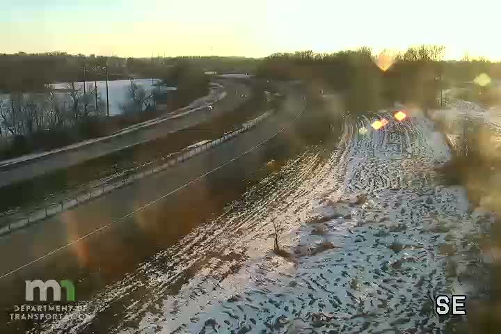 Traffic Cam Faribault: I-35 SB (MP 58.7)