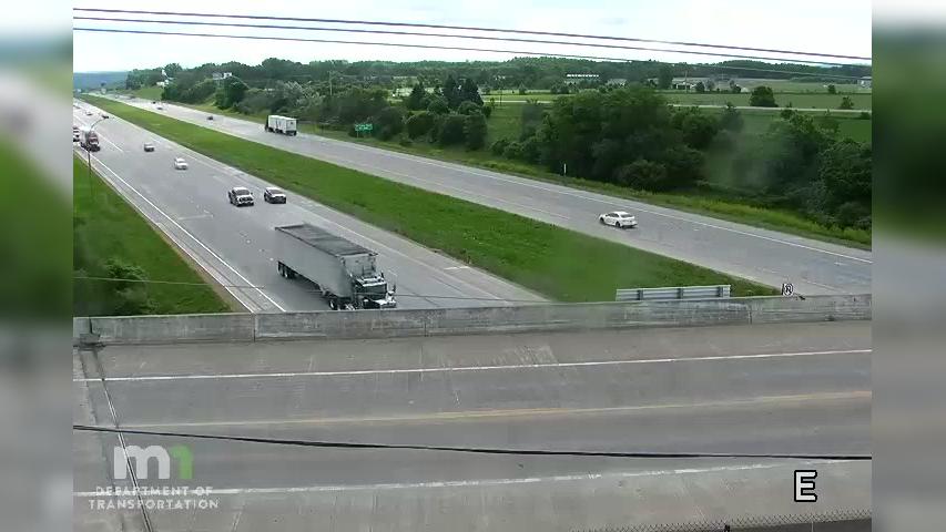 Traffic Cam Lakeland: I-94 WB @ Co Rd 21 (Stagecoach Trl)