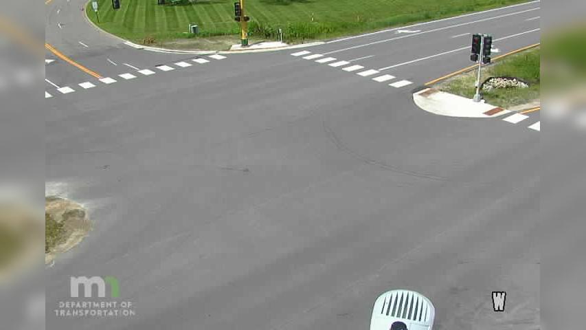 Traffic Cam Plymouth: T.H.55 WB @ Industrial Park Blvd