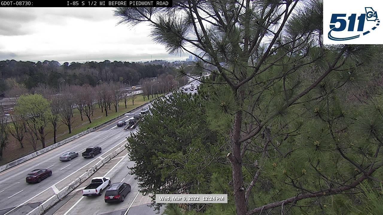 Traffic Cam Atlanta: GDOT-CAM-