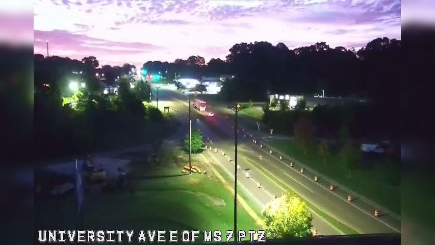 Traffic Cam Oxford: MS 7 at University Ave