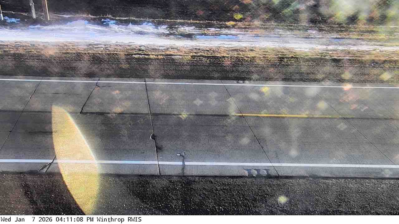 Traffic Cam Winthrop: MN 19: T.H.19 - MP 108): T.H.19 - MP 108) View