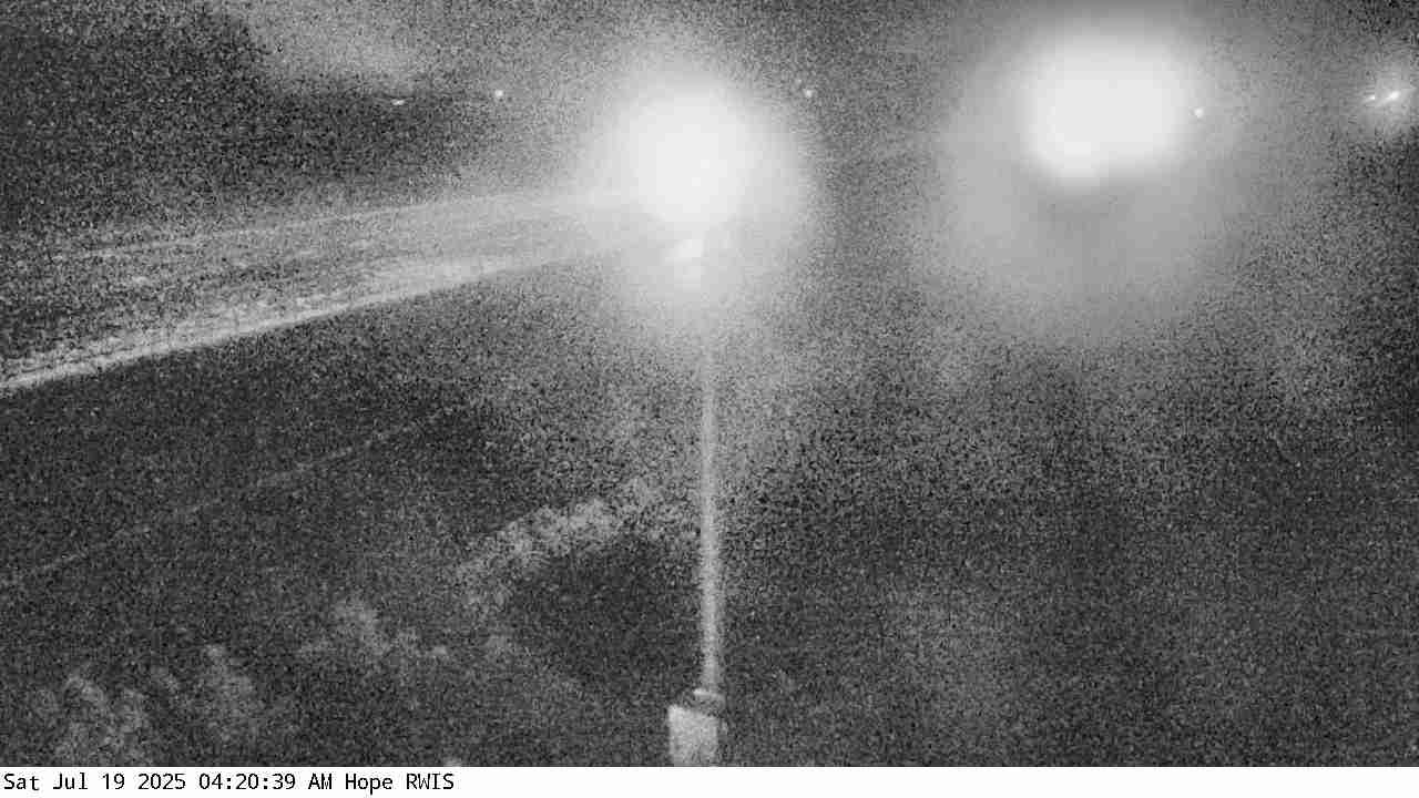 Traffic Cam River Point: I-35: I-35 (Hope): I-35 (Hope) View