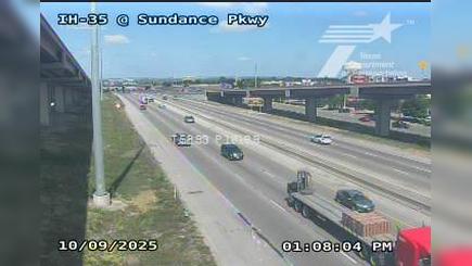 Traffic Cam Round Rock › North: I-35 @ Sundance Pkwy