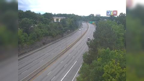 Traffic Cam Buffalo: NY 33 between Fillmore Ave and Grider St