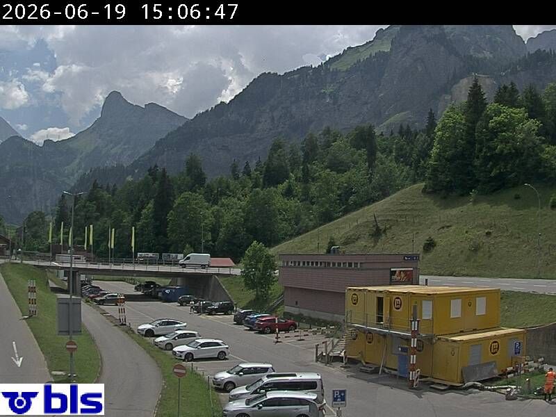 Kandersteg › Süden: Autoverlad Lötschberg