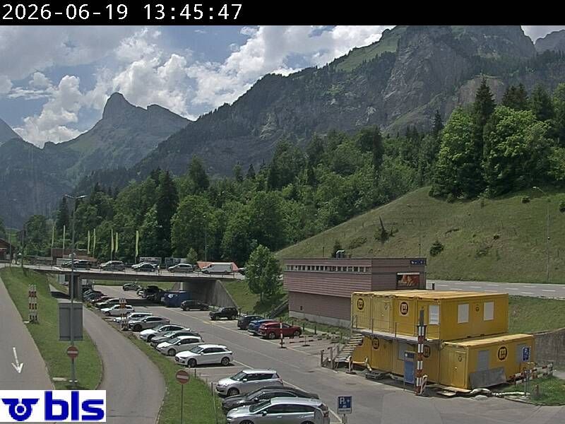 Kandersteg › Süden: Autoverlad Lötschberg