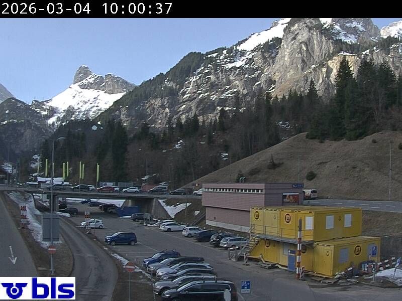 Kandersteg › Süden: Autoverlad Lötschberg